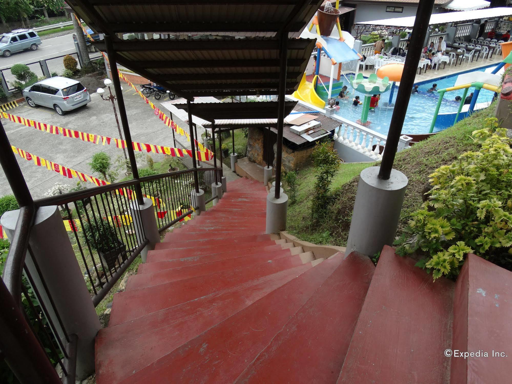 Djapanese Tunnel Family Resort Davao Exterior foto